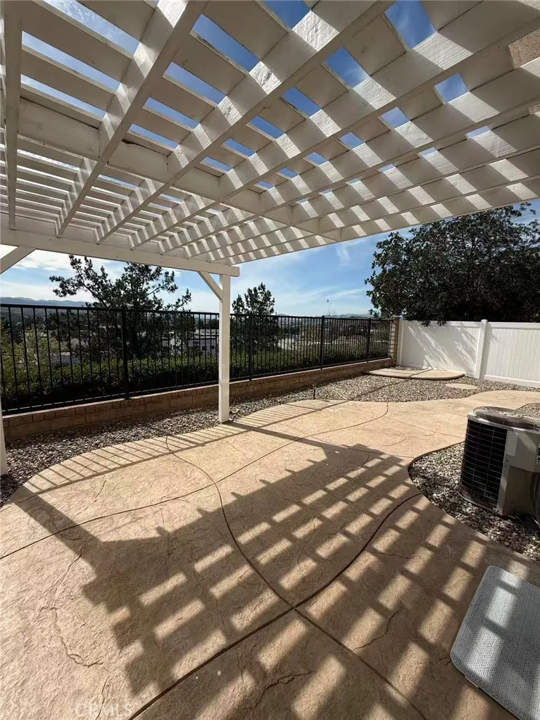 Additional image 51 of 24394 Cavalini Pl, Valencia, CA 91355