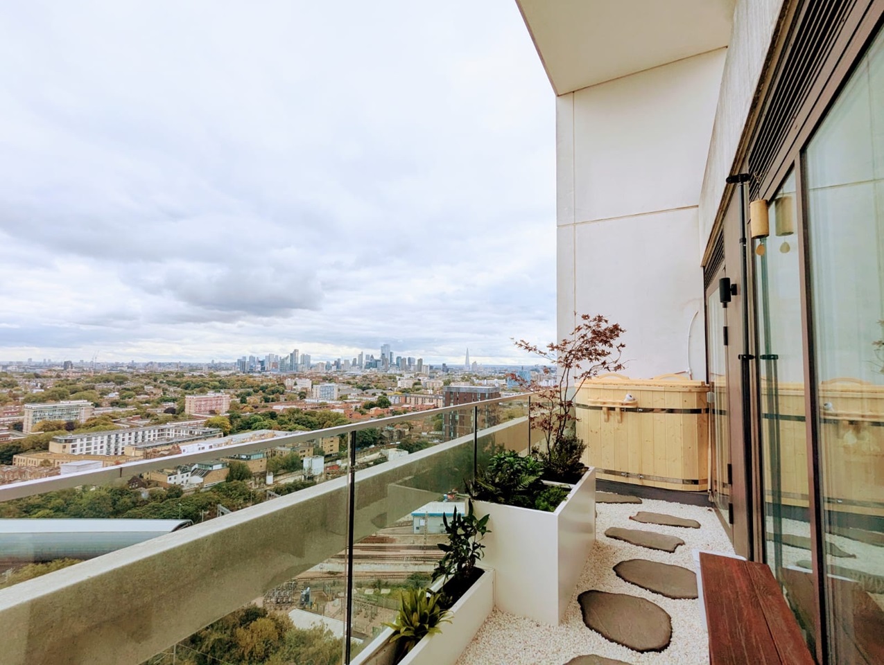 Additional image 3 of 2 Bed Flat, York Way, N7, N1 7GU