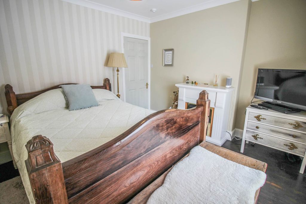 Additional image 27 of 4 bed semi-detached house for saleSevern Road, Weston-Super-Mare BS23