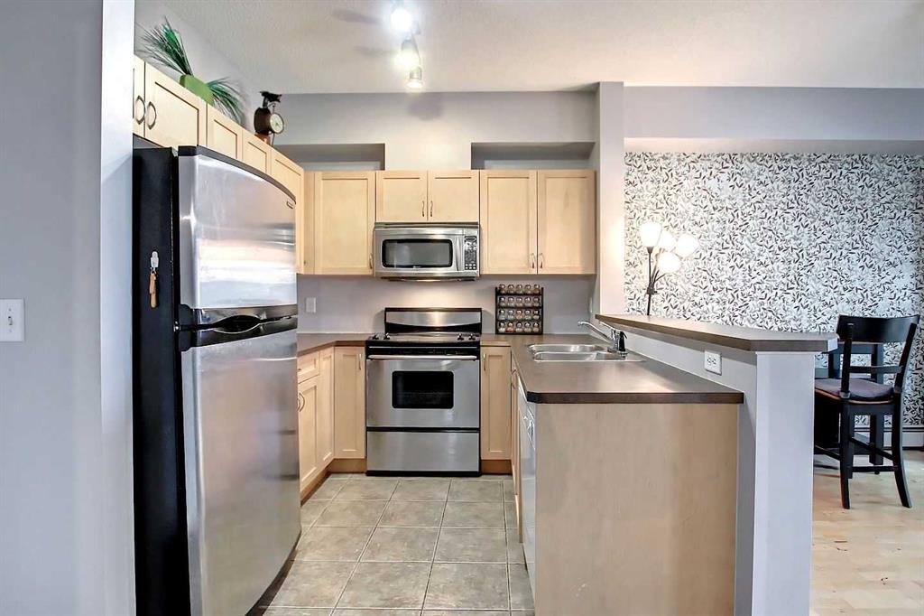 Additional image 2 of 9303-70 Panamount Drive NW, Calgary, AB, T3K 6K6