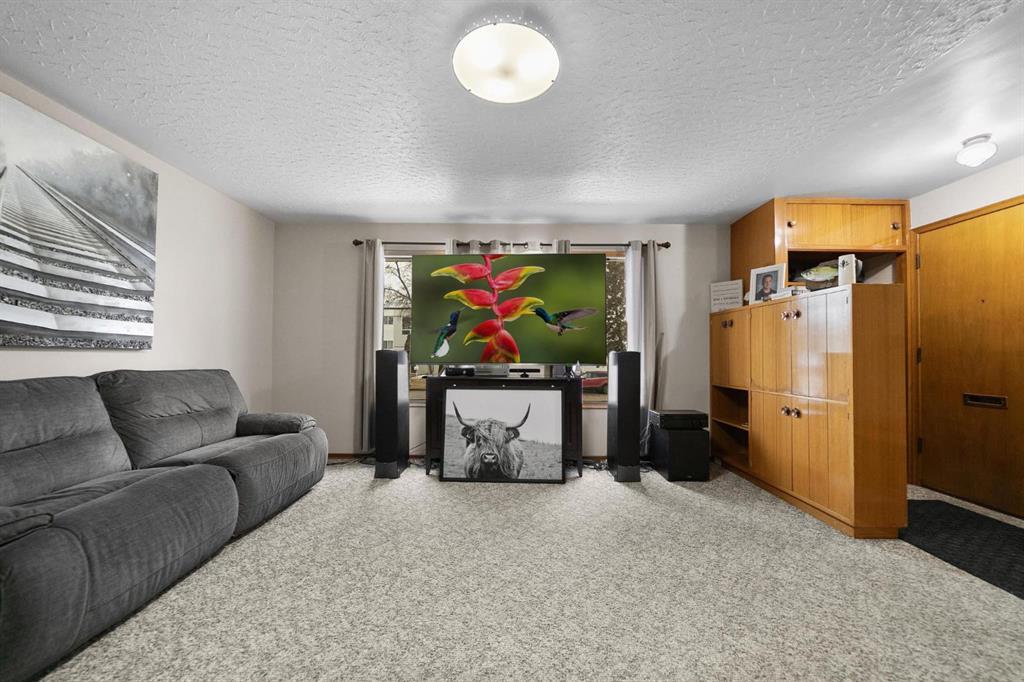 Additional image 5 of 5205 56 Street, Camrose, AB, T4V2E2