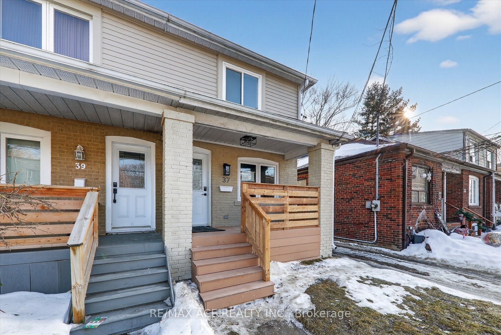 Additional image 2 of 37 Secord Avenue, Toronto, ON, M4C 2C4