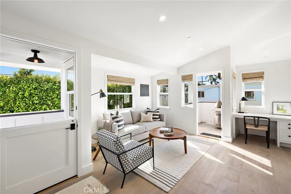 Additional image 25 of 326 Locust, Laguna Beach, CA 92651