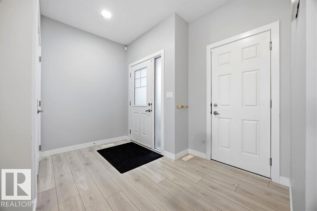 Additional image 5 of 1057 Coopers Hawk Link NW, Edmonton, AB, T5S0M2