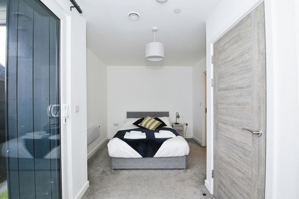 Additional image 10 of 2 bed flat for saleBroadway, Peterborough PE1
