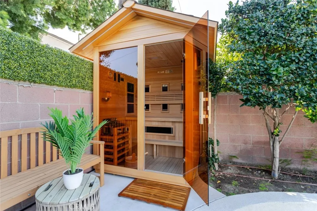 Additional image 135 of 7714 Lasaine Avenue, Northridge, CA 91325