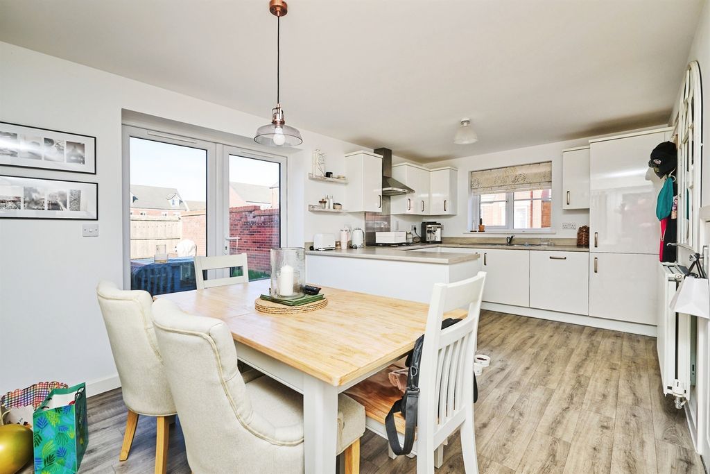 Additional image 5 of 3 bed detached house for saleFairhaven, Hampton Gardens, Peterborough PE7