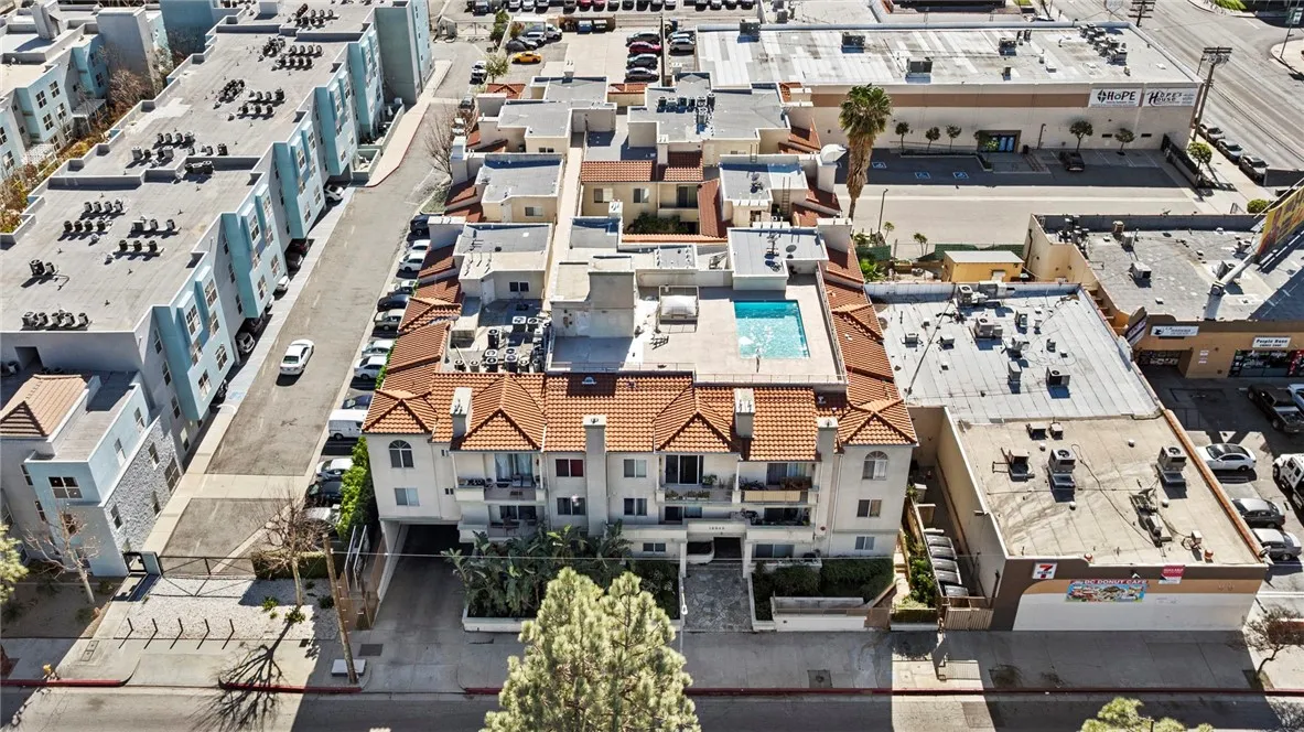 Additional image 80 of 16940 Chatsworth Unit 208, Granada Hills, CA 91344