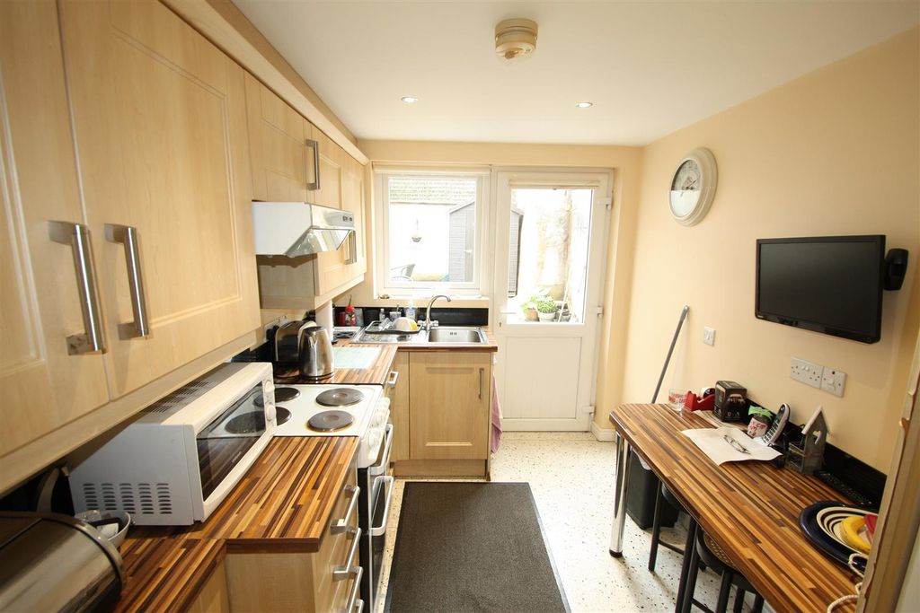 Additional image 18 of 4 bed terraced house for sale22, 24, 26, 28 And 28A Dromore Street, Ballynahich BT24