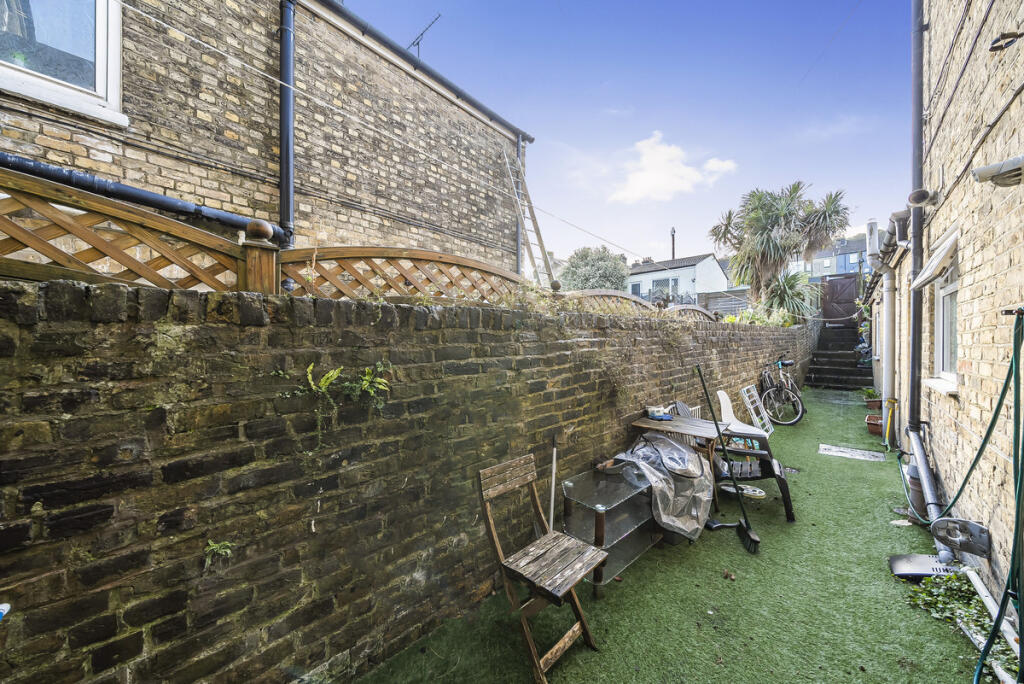 Additional image 23 of Folkestone Road, Dover, CT17 9