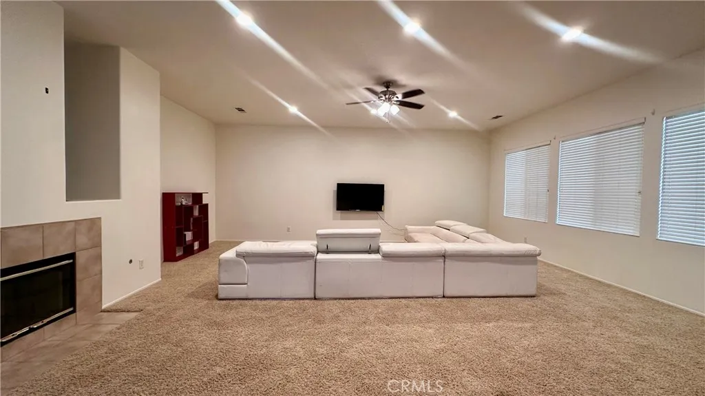 Additional image 19 of 40711 Wimbledon Court, Palmdale, CA 93551