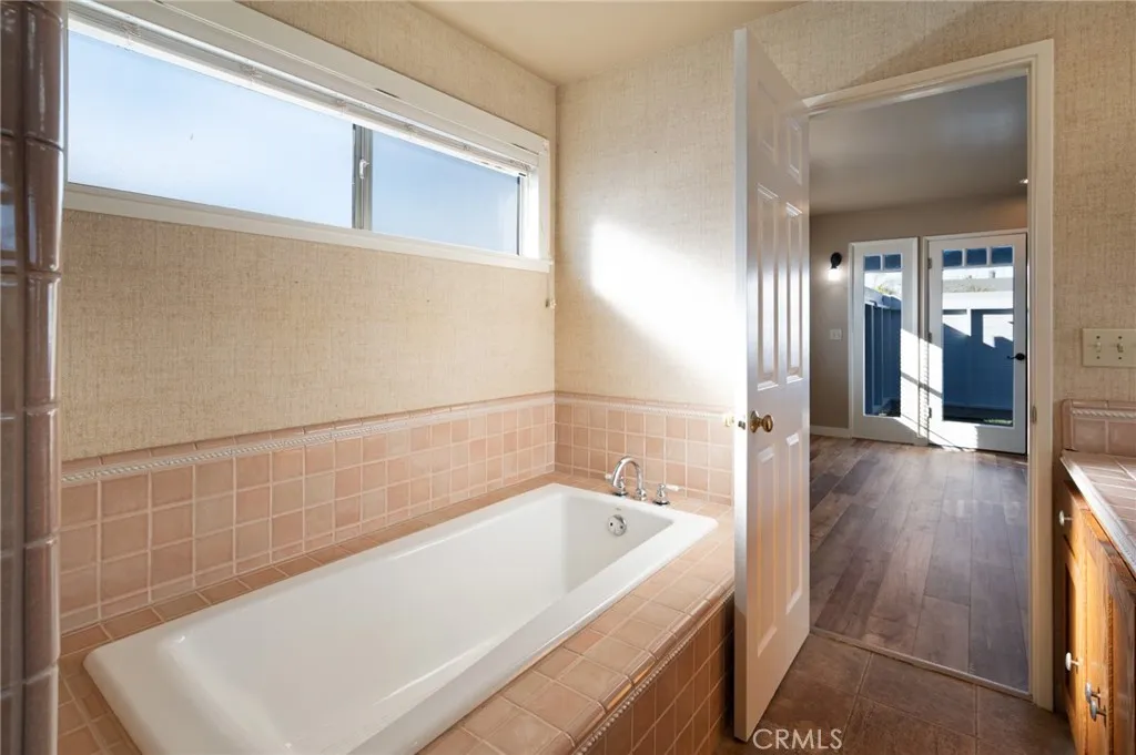 Additional image 20 of 1314 10th St, Manhattan Beach, CA 90266