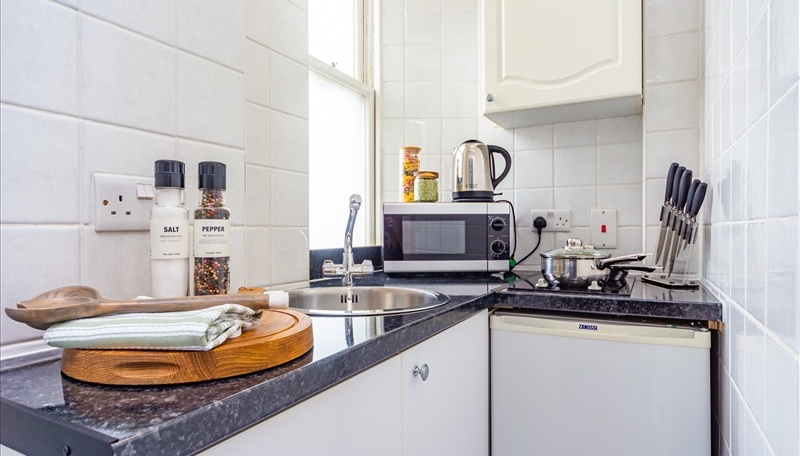 Additional image 5 of 1 Bed Flat, Hill Street, W1J, N1 7GU