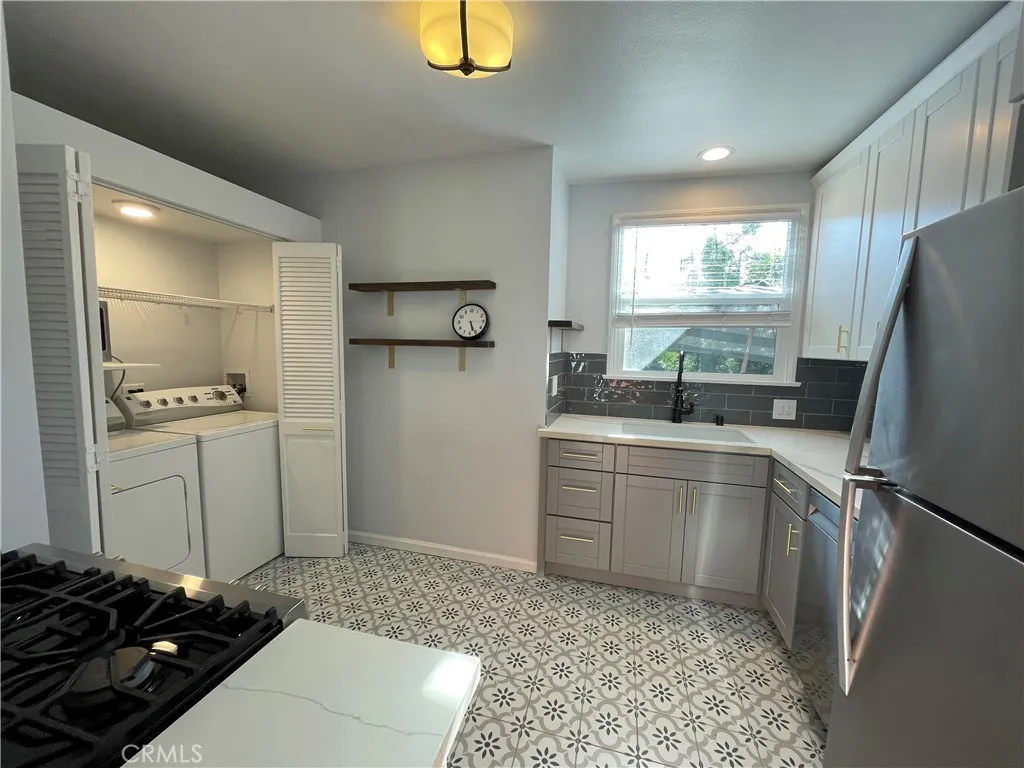 Additional image 33 of 4447 E 14th Street, Long Beach, CA 90804