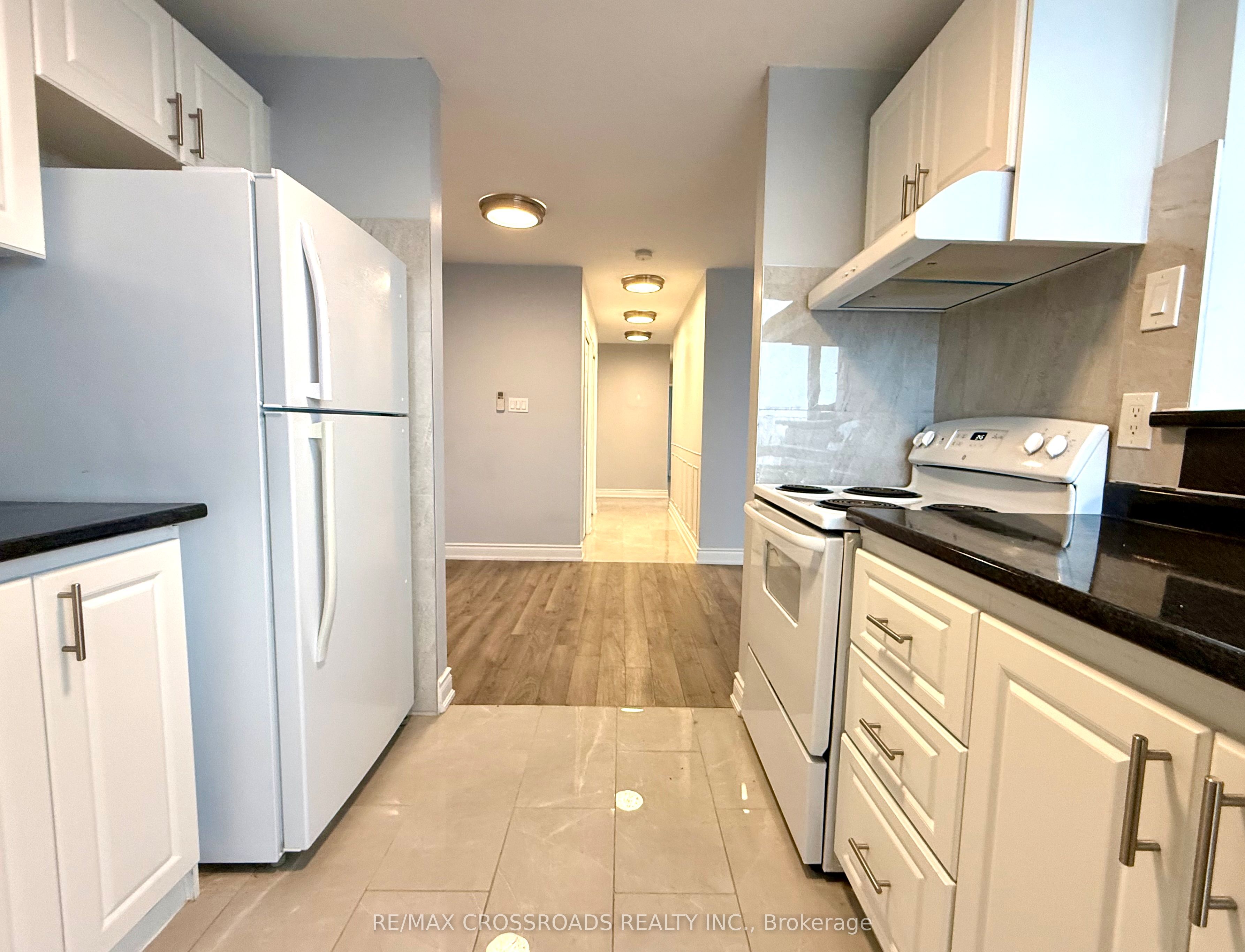 Additional image 4 of 802-363 Lakeshore Road, Mississauga, ON, L5G 1H7