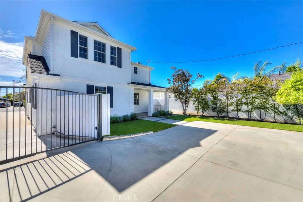 Additional image 48 of 320 Flower St, Costa Mesa, CA 92627