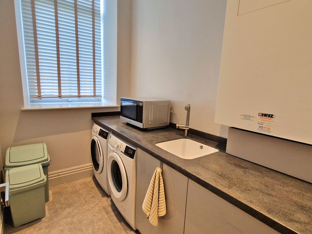 Additional image 20 of 3 bed flat for saleThe Rest, Rest Bay, Porthcawl CF36