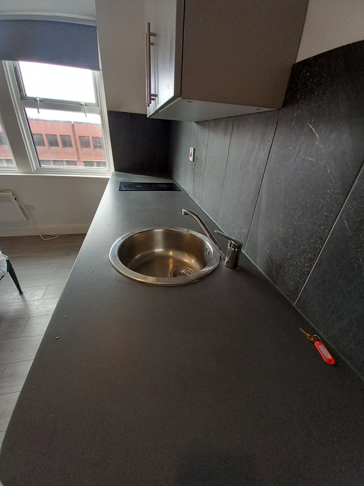 Additional image 10 of Room in a Shared Flat, Browning St, SE17, N1 7GU