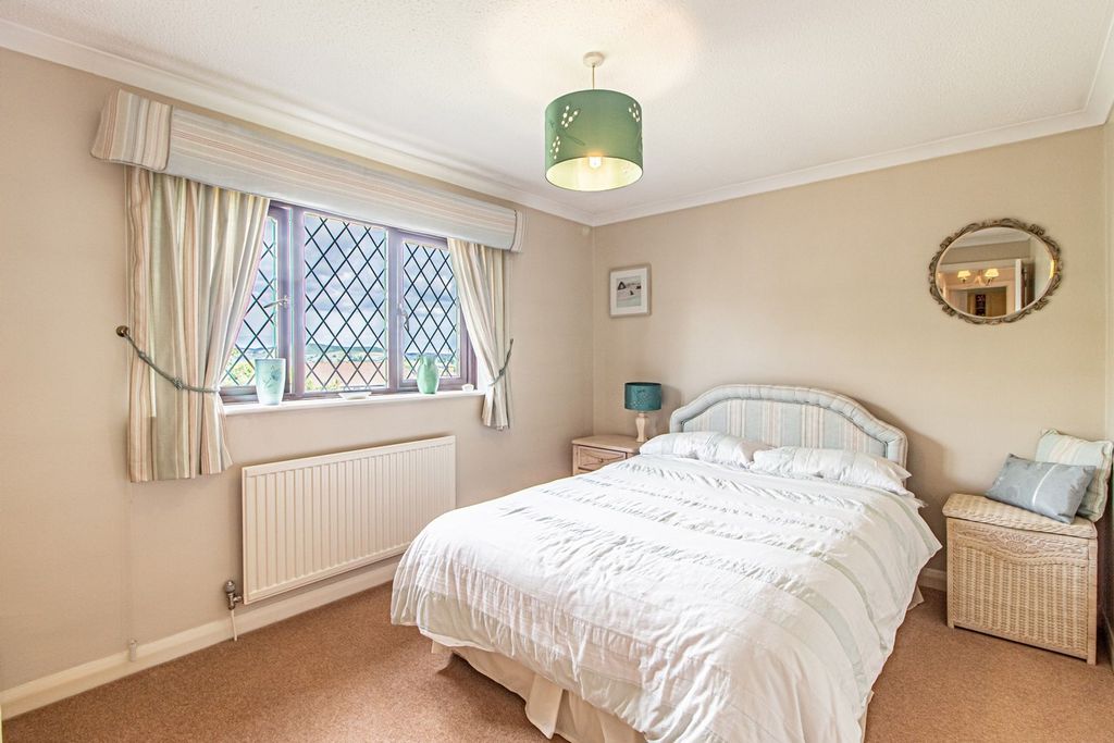 Additional image 34 of 4 bed detached house for saleBryn Rhedyn, Tonteg CF38