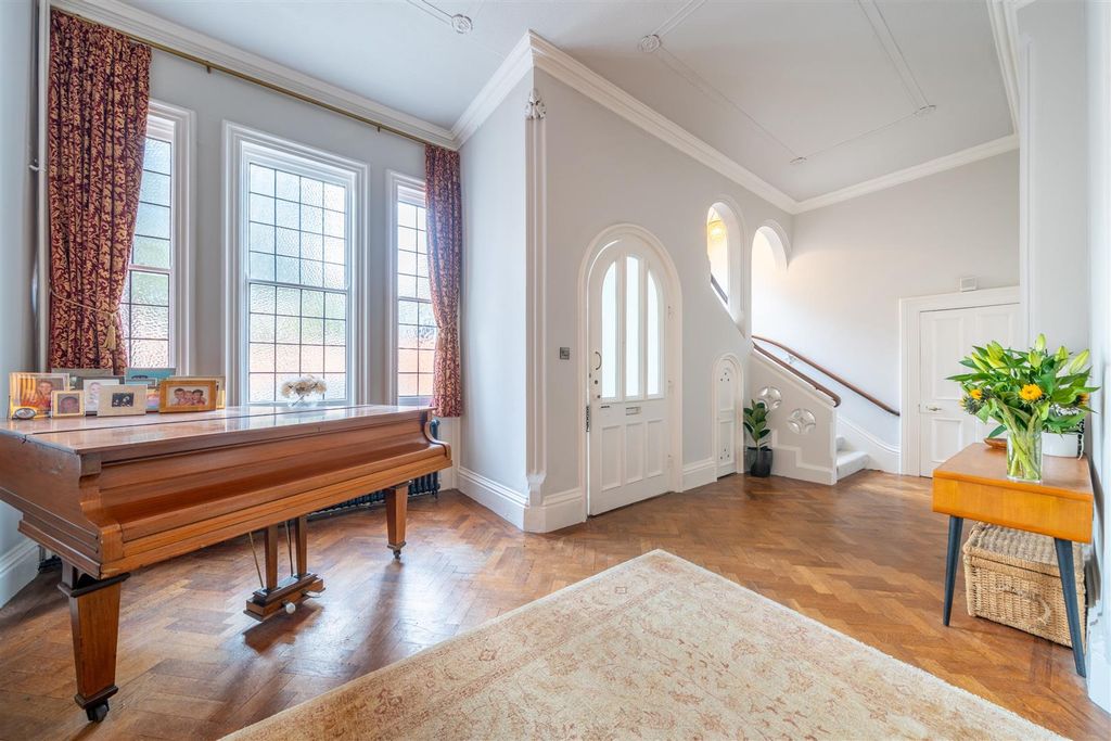 Additional image 2 of 7 bed link detached house for saleLenton Road, The Park NG7