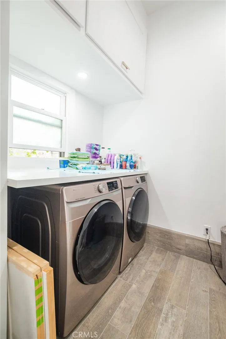 Additional image 75 of 1949 N Catalina Street, County - Los Angeles, CA 90027