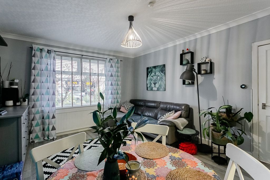 Additional image 4 of 3 bed flat for saleWoodburn Road, Dalkeith EH22