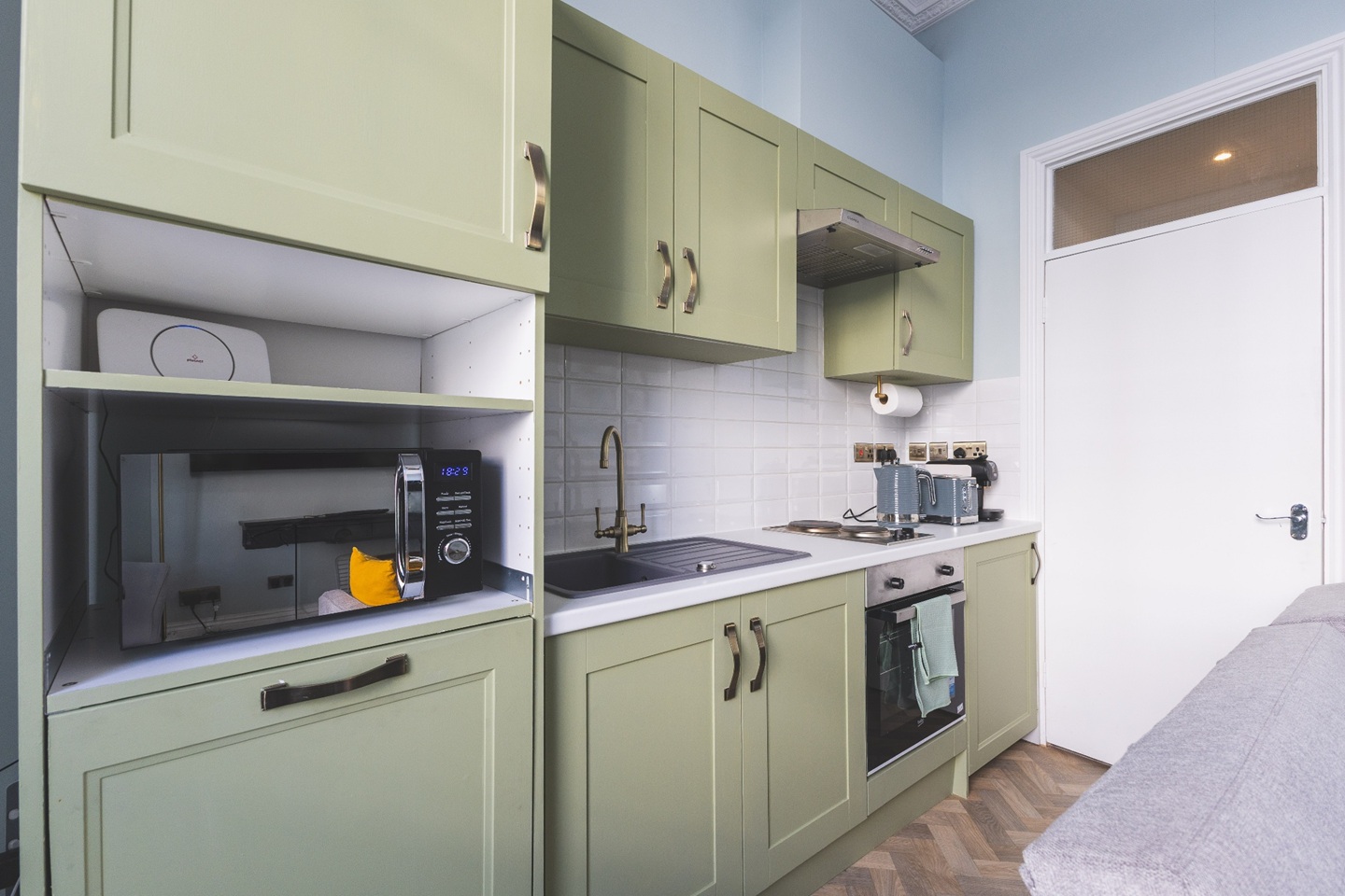 Additional image 4 of 1 Bed Flat, Warwick Way, SW1V, N1 7GU