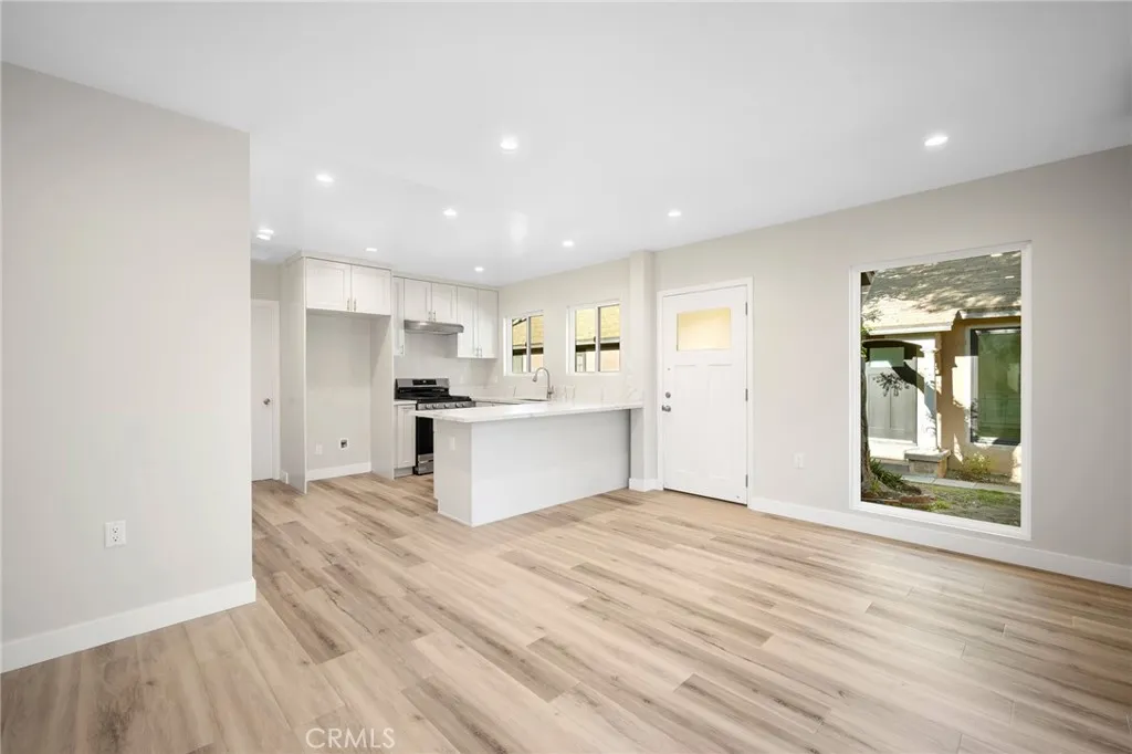 Additional image 7 of 417 Riverdale Drive Unit 415C, Glendale, CA 91204