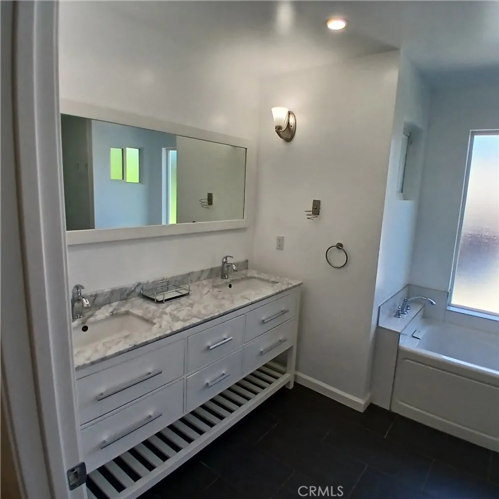 Additional image 21 of 16043 San Fernando Mission Boulevard, Granada Hills, CA 91344