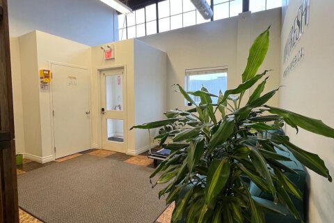 Additional image 8 of 130 North Queen Street, Toronto, ON, M8Z 2E4