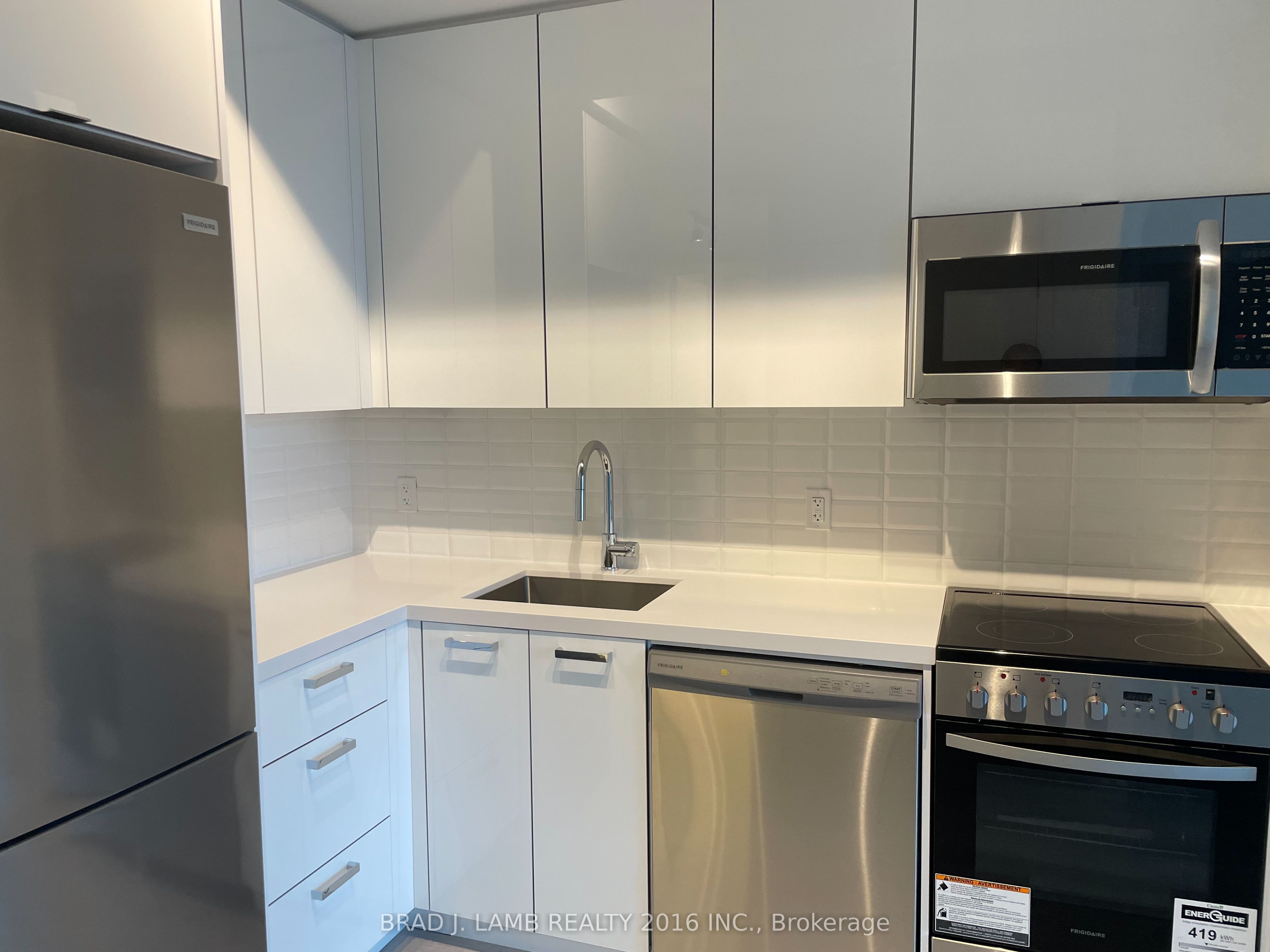 Additional image 4 of 1106-284 King Street, Toronto, ON, M5A 1K4