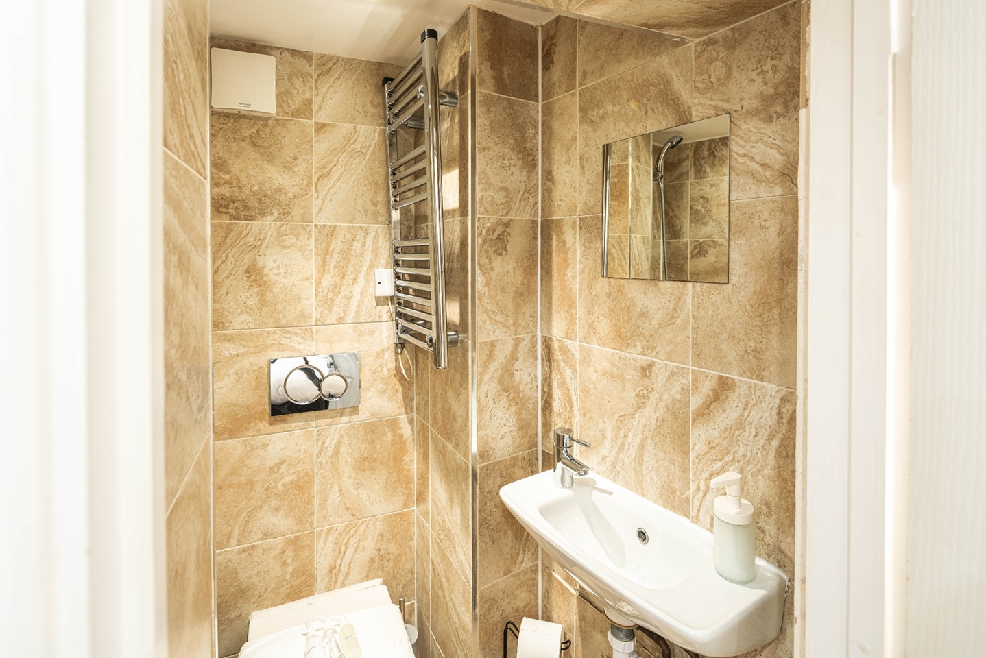 Additional image 10 of 2 Bed Flat, Royal College Street, NW1, N1 7GU