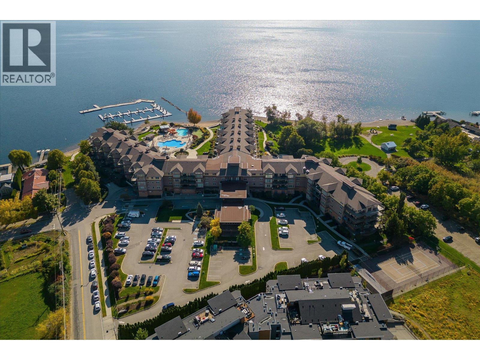 305-4205 Gellatly Road, West Kelowna, BC, V4T2K2