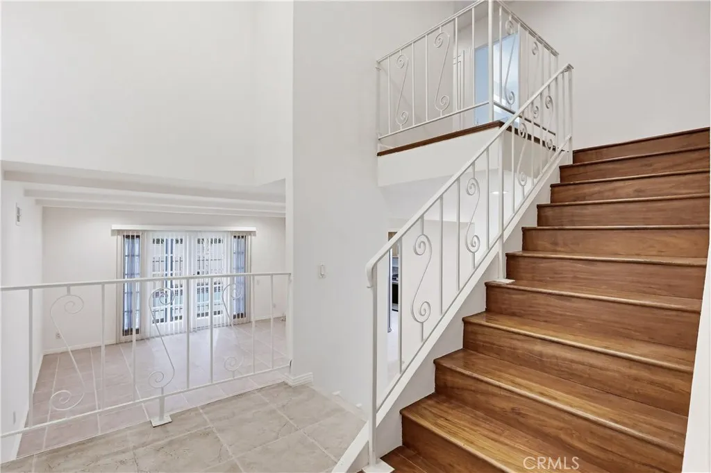 Additional image 6 of 18102 Hatteras St, Tarzana, CA 91356