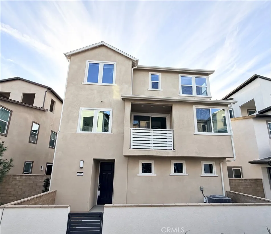 Additional image 17 of 209 Yerba, Irvine, CA 92618