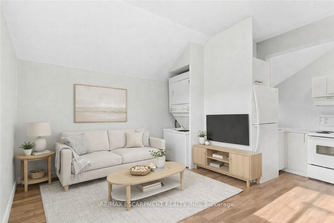 Additional image 2 of 2-2 Windsor Street, Hamilton, ON, L8R 2G8