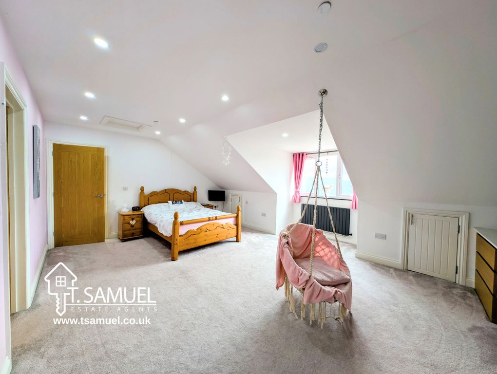 Additional image 40 of 5 bed detached house for saleGolwg Y Mynydd, Llanwonno Road, Mountain Ash CF45