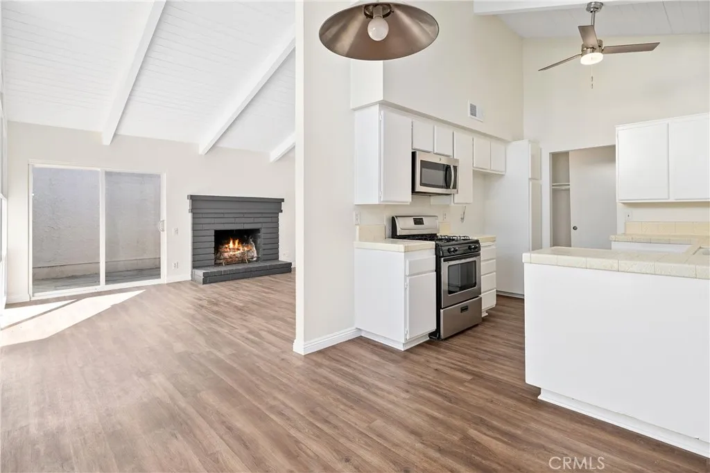 Additional image 9 of 14 Rock Springs, Irvine, CA 92604