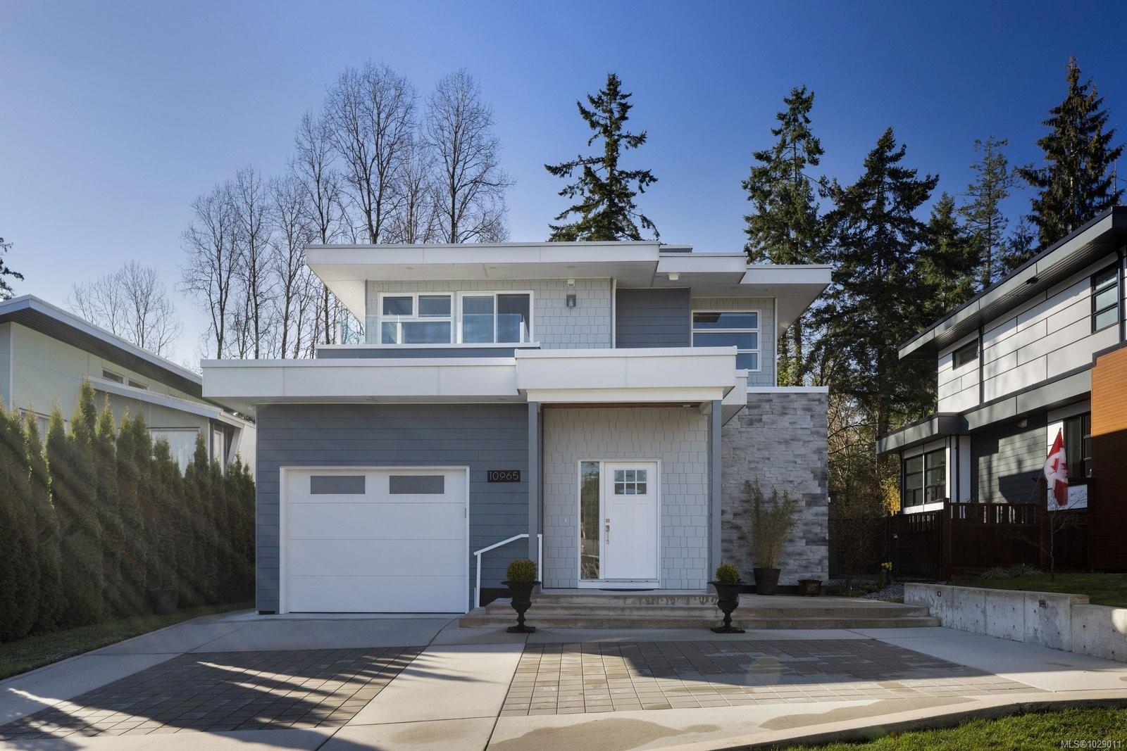 10965 Madrona Drive, North Saanich, BC, V8L 5R7