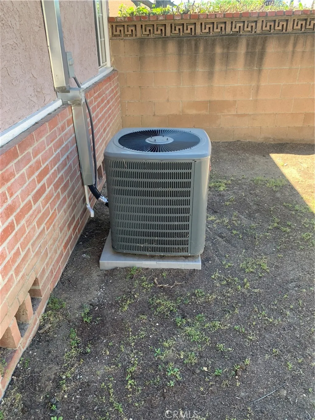 8544 Bluffdale Dr, Sun Valley, CA 91352