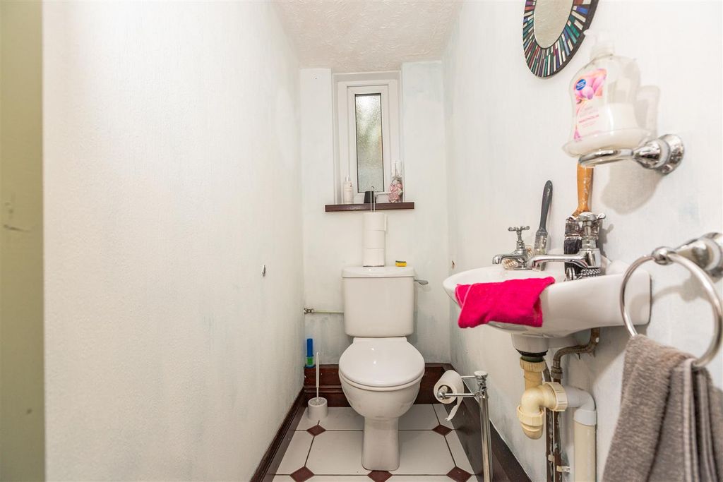 Additional image 13 of 3 bed detached house for saleGwscwm Road, Burry Port SA16