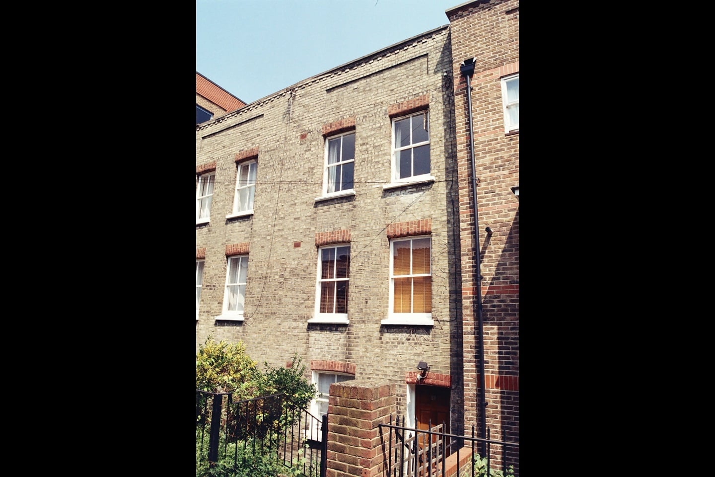 Additional image 2 of Studio Flat, Aulton Place, SE11, N1 7GU