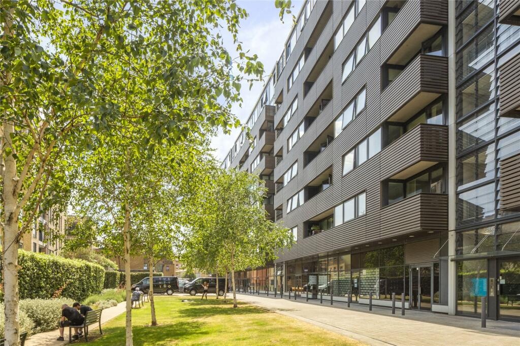 1 Bed Flat, Amelia Street, SE17, N1 7GU