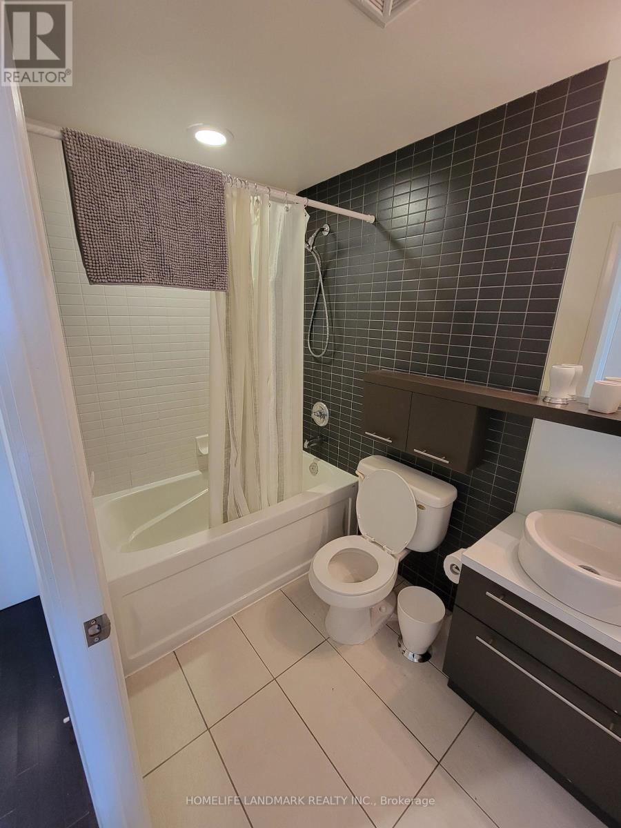 Additional image 3 of 1008-21 Carlton Street, Toronto, ON, M5B1L2