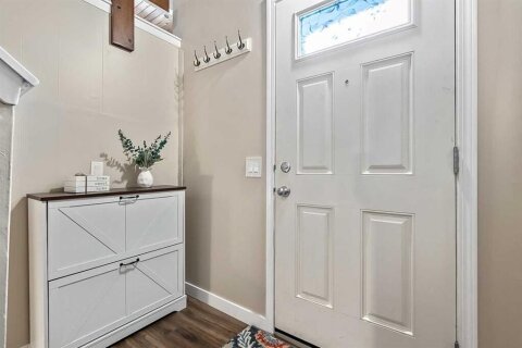 Additional image 8 of 22A-333 Braxton Place SW, Calgary, AB, T2W 2E7