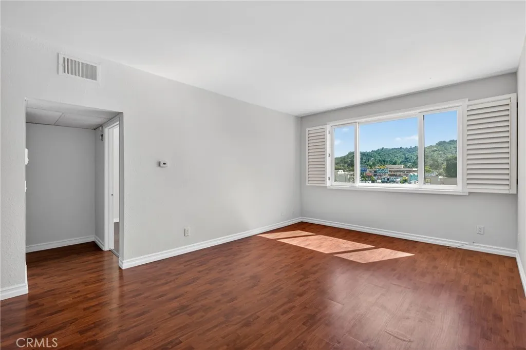 Additional image 41 of 4441 Woodman Avenue Unit 304, Sherman Oaks, CA 91423