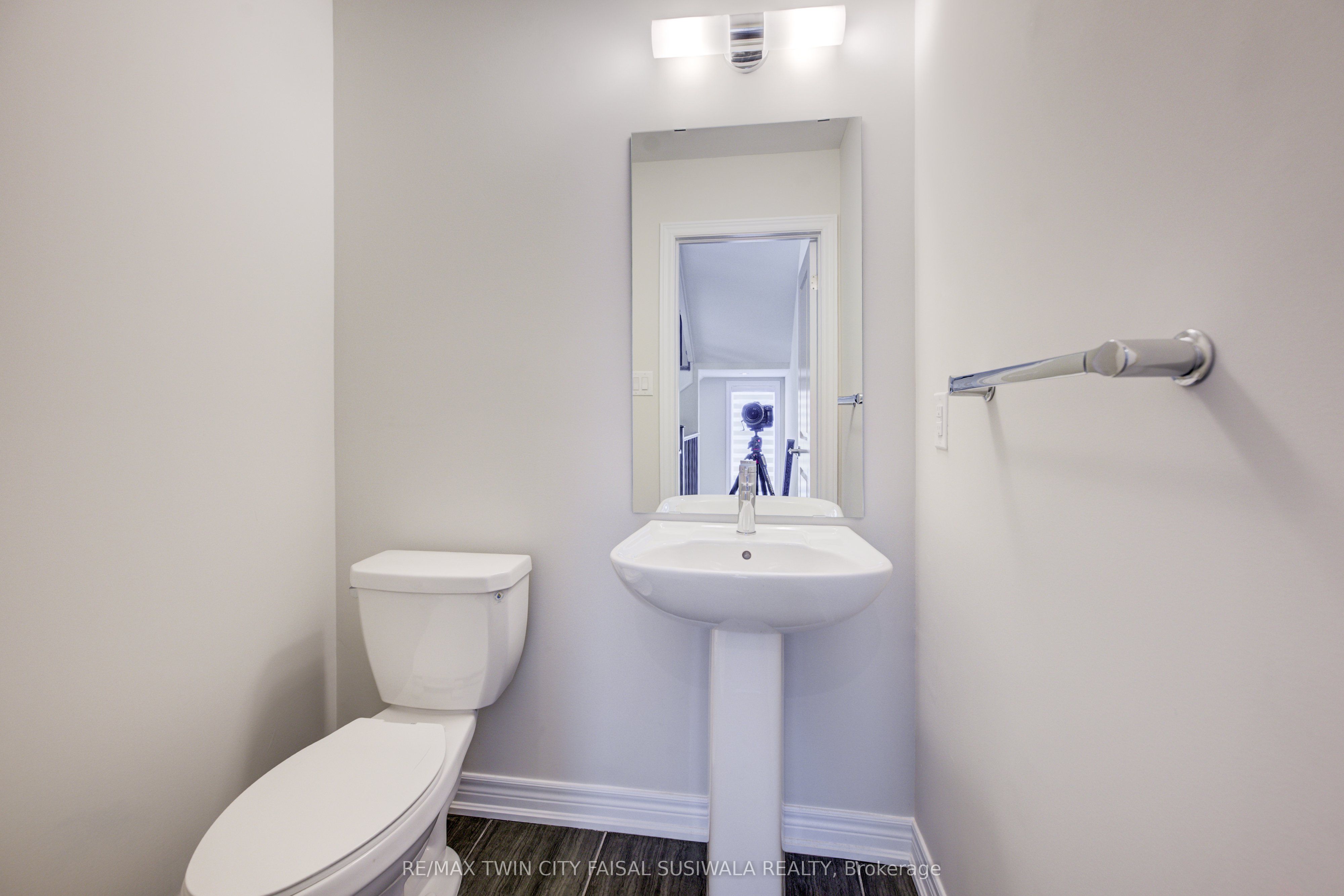 Additional image 6 of 116-10 Birmingham Drive, Cambridge, ON, N1R 0C6