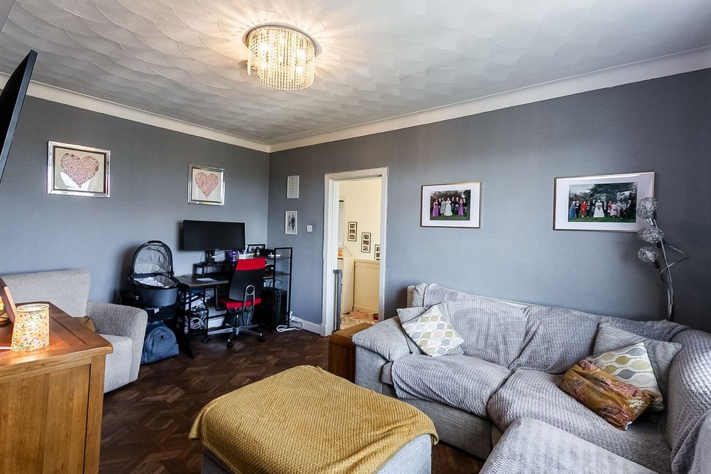 Additional image 4 of 2 bed flat for saleGeorge Drive, Loanhead EH20