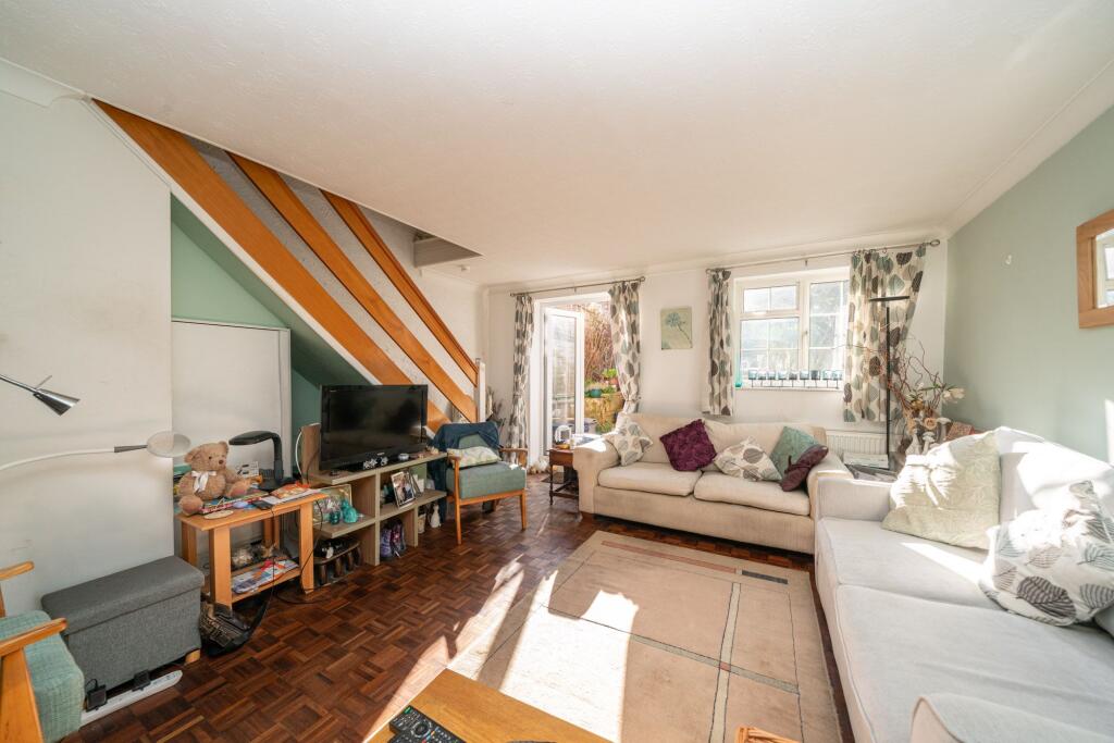 Additional image 5 of High Street, Markyate, AL3