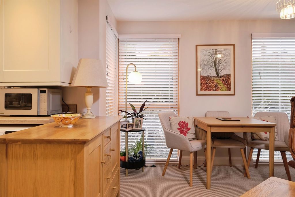 Additional image 3 of 2 bed flat for saleDixton Road, Monmouth NP25